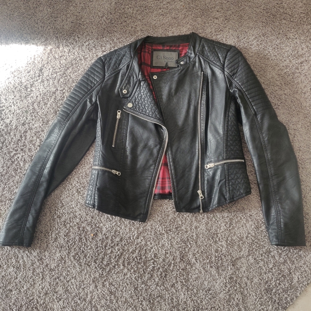 Faux leather black biker jacket sz. M Cavalini
